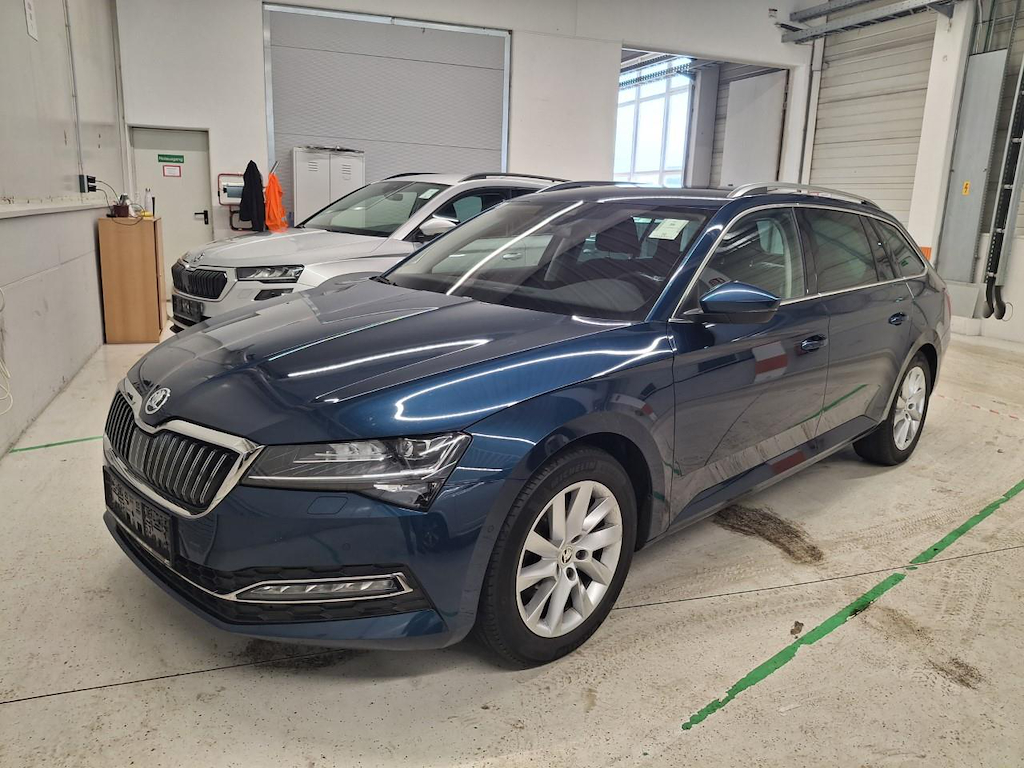Skoda Superb 150 Ps Tdi Style 7-Gang Dsg Combi 110KW